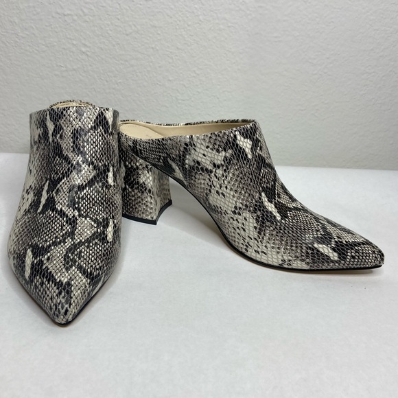 Marc Fisher Fragni Snakeskin Embossed Mule - Picture 7 of 8